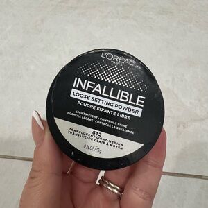 L'Oréal Infallible Loose Setting Powder Translucent Light-Medium 612